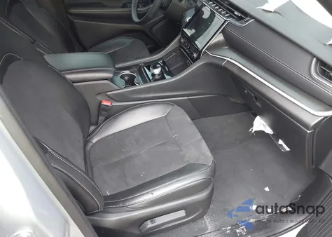 2024 Jeep Grand Cherokee Altitude X 4X4 z USA, uszkodzony, nr VIN 1C4RJHAG7R8573121